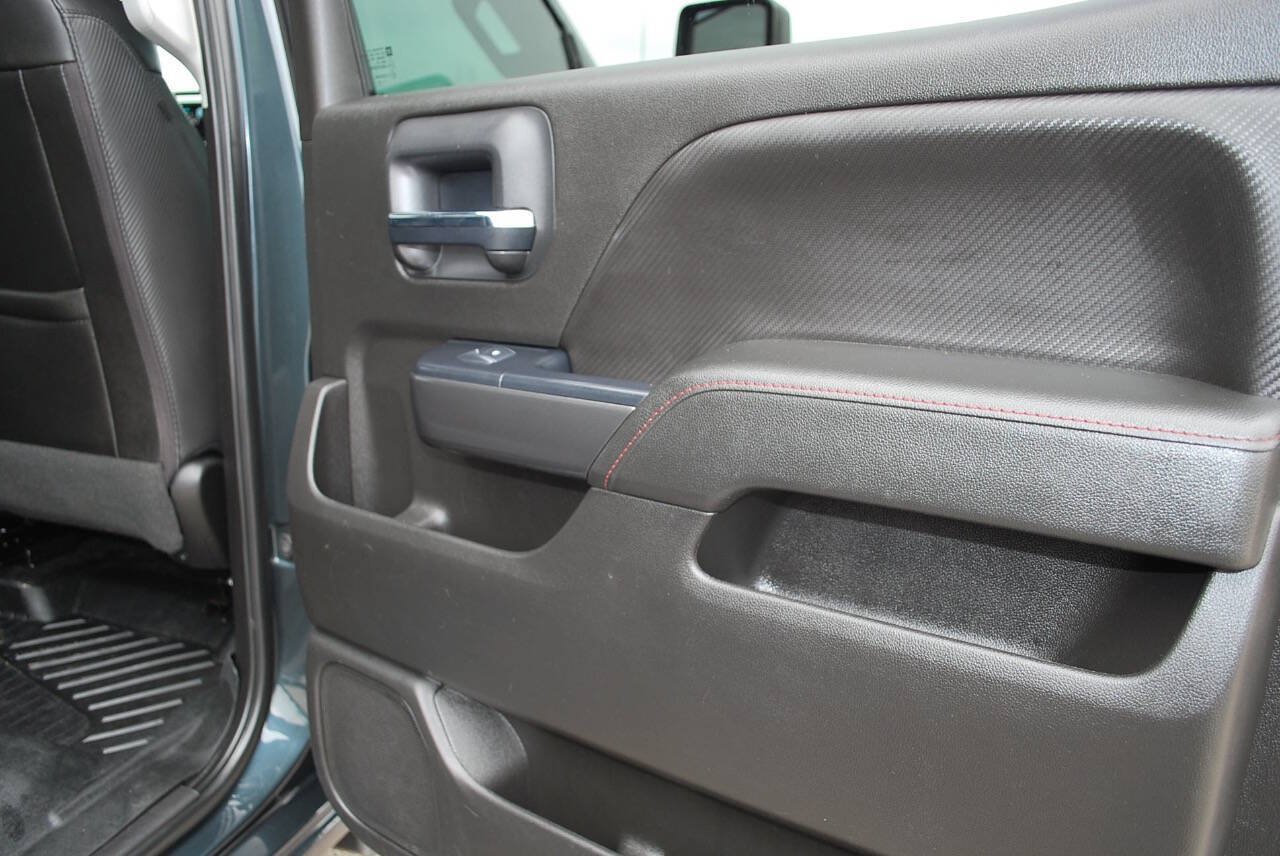 Used 2018 GMC Sierra 2500 SLT w/ Duramax Plus Package AWD/4WD image 40