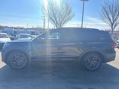 Used 2025 Ford Explorer ST-Line w/ ST-Line Street Pack