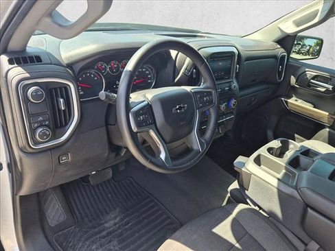 Used 2022 Chevrolet Silverado 1500 LT RWD image 10