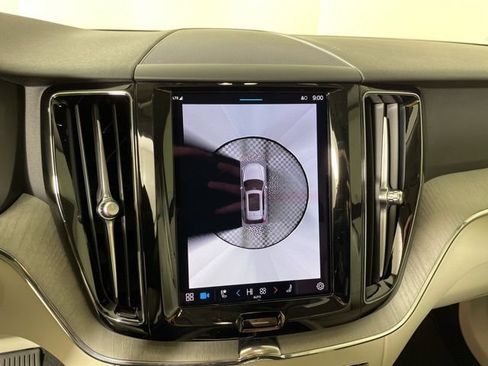 Certified 2025 Volvo XC60 T8 Plus w/ Protection Package Premier AWD/4WD image 4