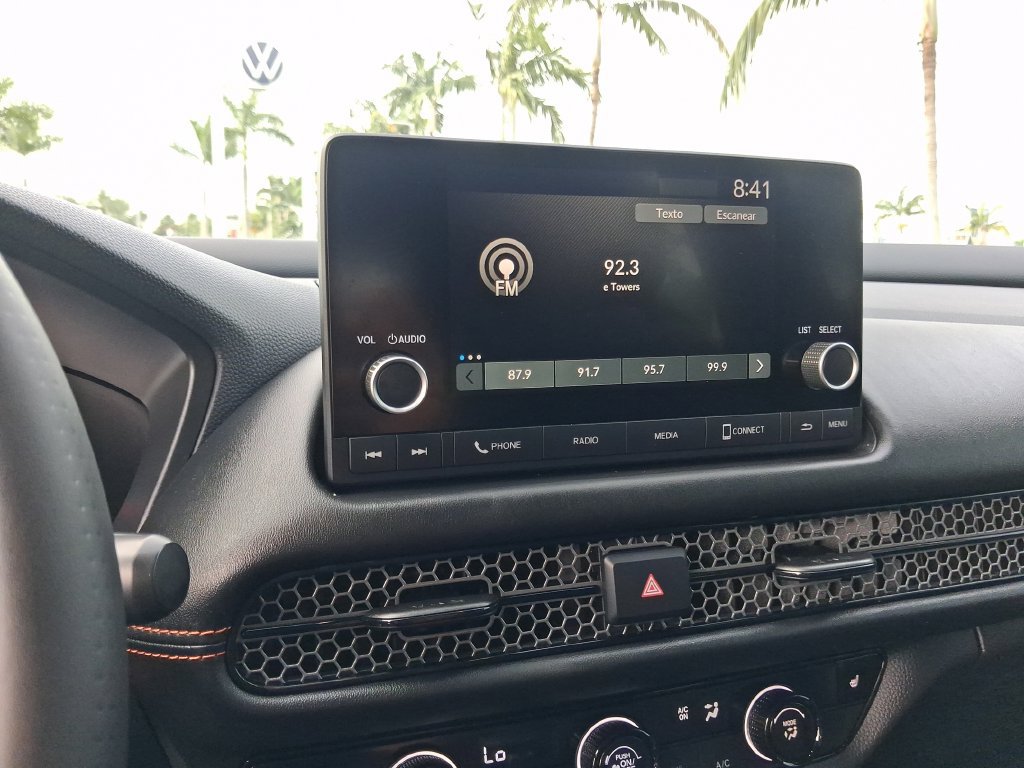 Used 2025 Honda HR-V Sport image 18