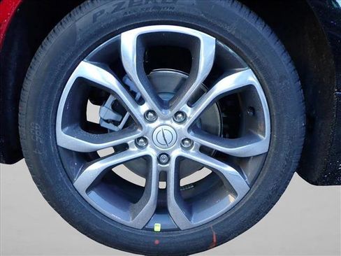 New 2026 Chrysler Pacifica Pinnacle image 7