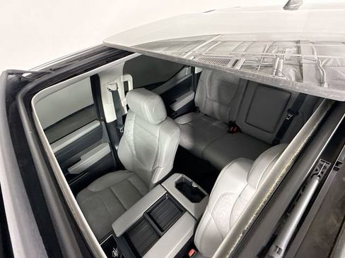 Used 2024 Toyota Tundra Limited image 21