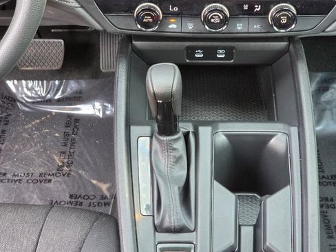 Certified 2025 Honda Accord LX image 29