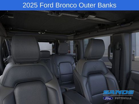 New 2025 Ford Bronco Outer Banks image 12