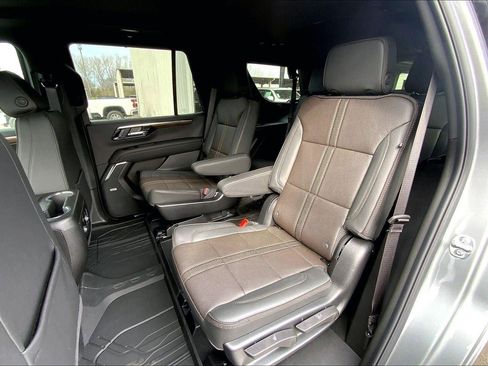 New 2026 Chevrolet Tahoe High Country AWD/4WD image 14