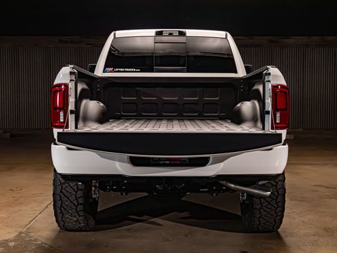 Used 2026 RAM 2500 Laramie w/ Night Edition AWD/4WD image 9