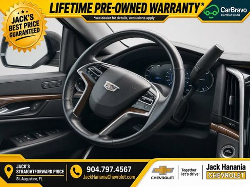 Used 2020 Cadillac Escalade 2WD image 21