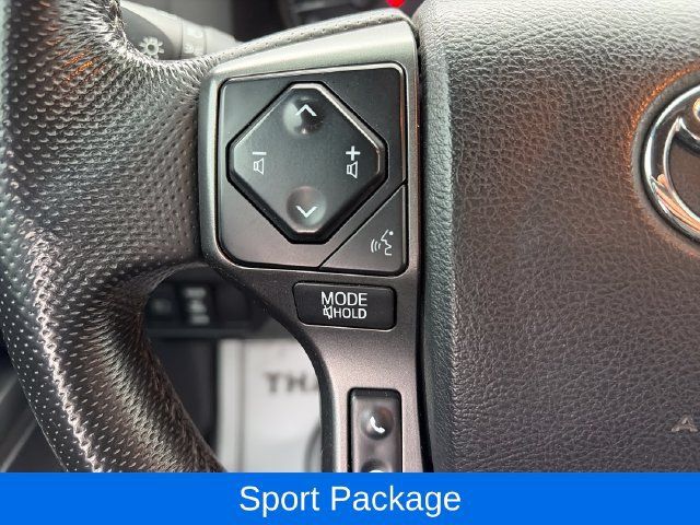 Used 2021 Toyota Tacoma TRD Off-Road w/ TRD Premium Off Road Package AWD/4WD image 13