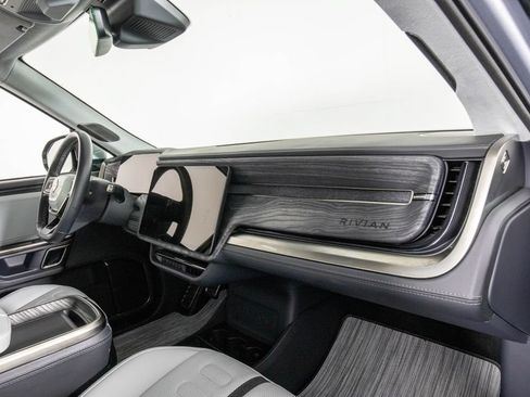 Used 2022 Rivian R1T Adventure AWD/4WD image 19