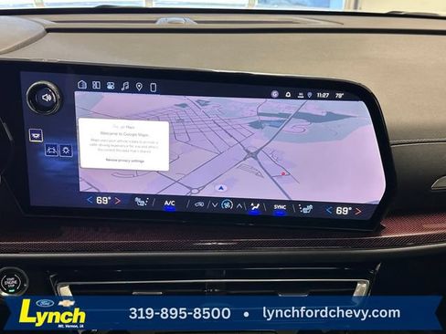 New 2026 Chevrolet Traverse Z71 w/ Driver Confidence Package AWD/4WD image 5