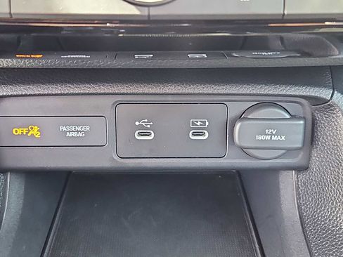 Used 2025 Honda Civic Sport image 23