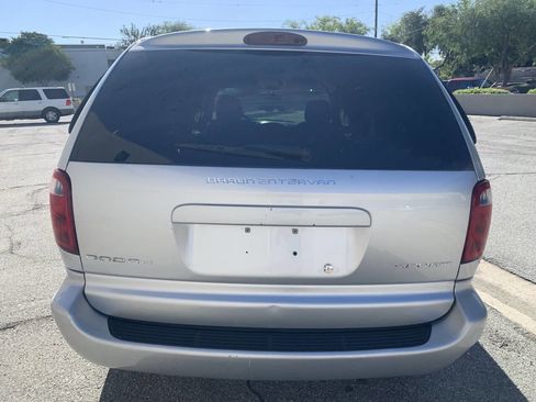 Used 2003 Dodge Grand Caravan Sport image 9