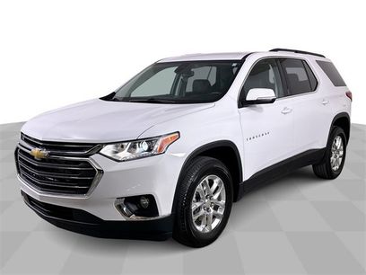 Used 2021 Chevrolet Traverse LT