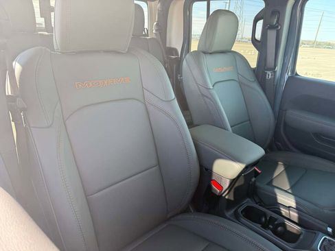 New 2026 Jeep Gladiator Mojave image 20