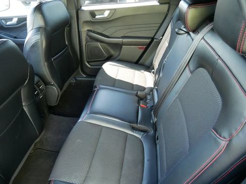Certified 2025 Ford Escape ST-Line AWD/4WD image 8