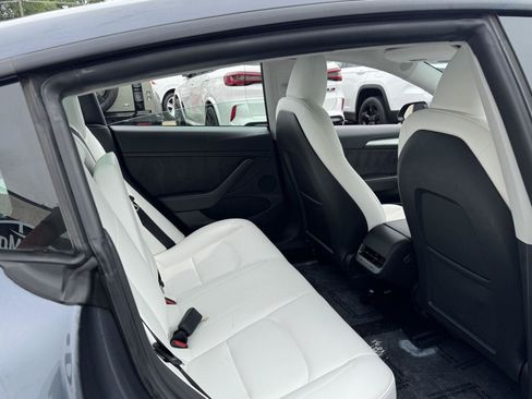 Used 2023 Tesla Model 3 Standard Range RWD image 37