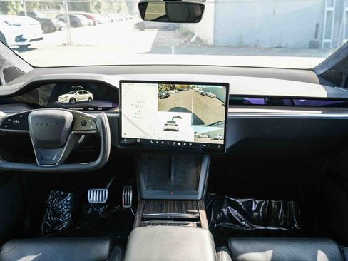 Used 2023 Tesla Model X AWD/4WD image 12