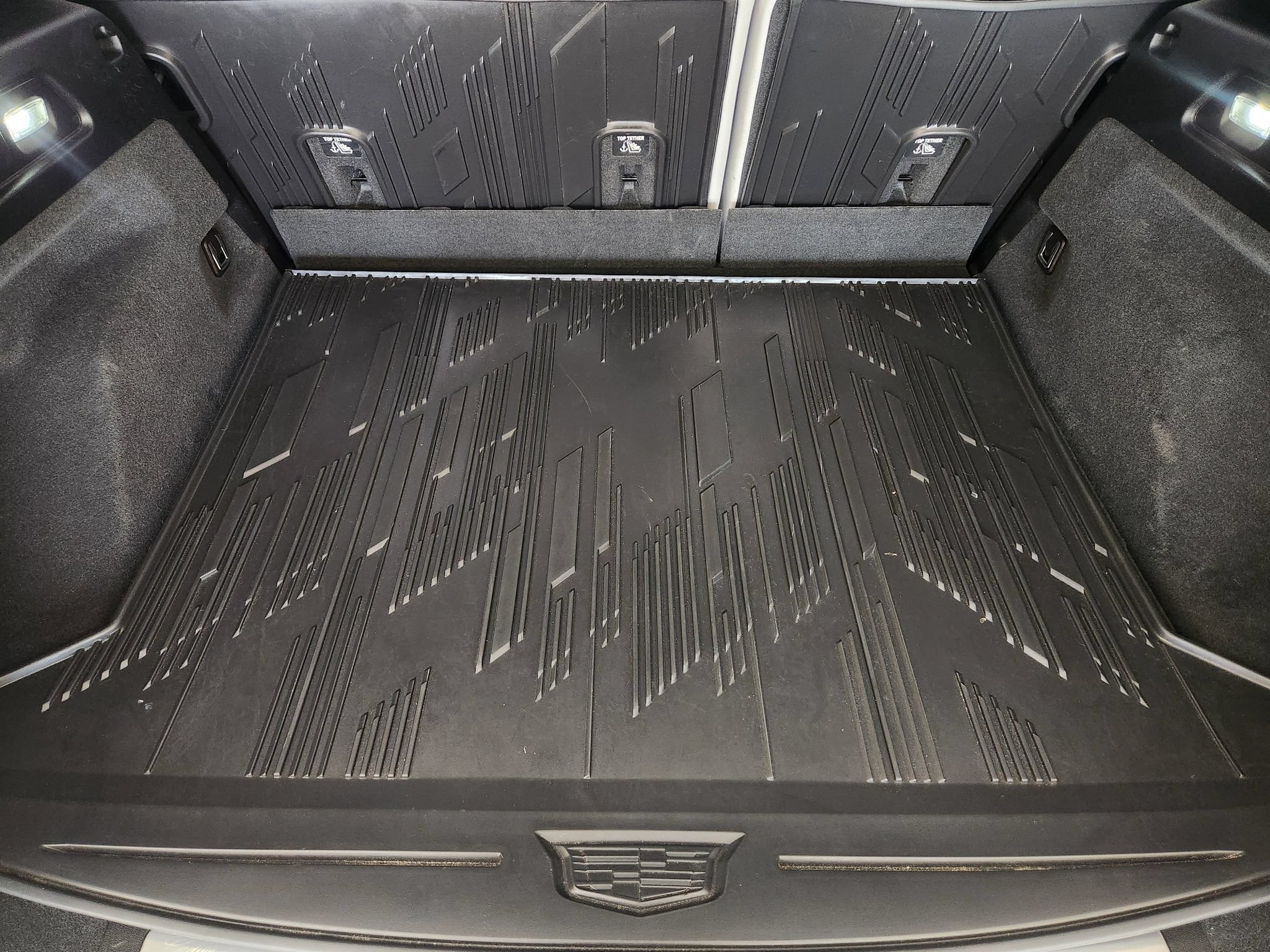 Used 2024 Cadillac Lyriq Luxury w/ LPO, Floor Liner Package RWD image 34