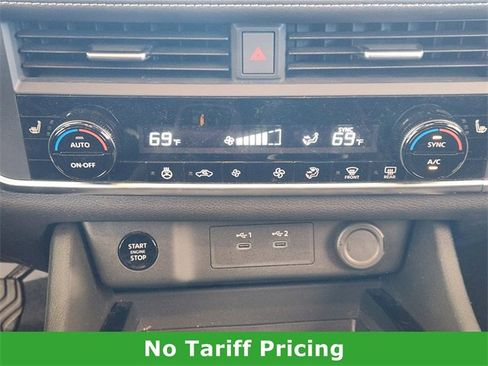 Certified 2024 Nissan Rogue SV w/ SV Premium Package image 17