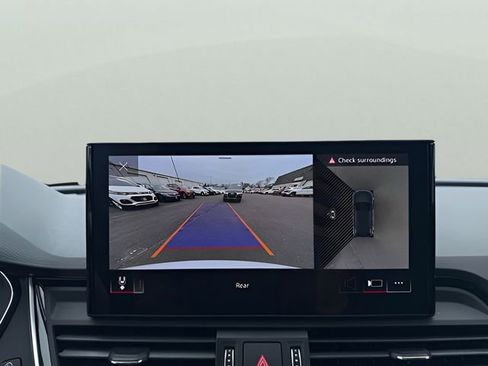 Used 2022 Audi Q5 2.0T Premium Plus image 18