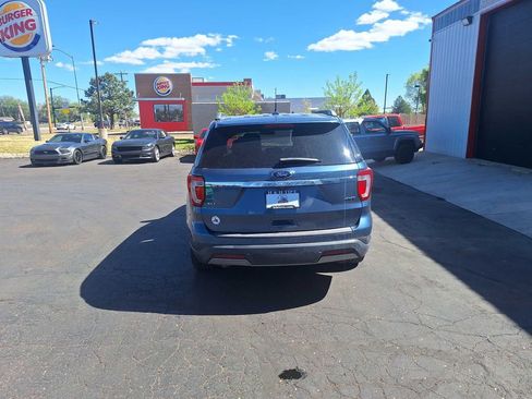 Used 2019 Ford Explorer XLT w/ Equipment Group 201A image 7