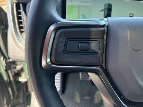 Used 2022 Rivian R1T Adventure image 11