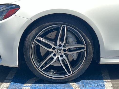 Used 2019 Mercedes-Benz E 300 image 26