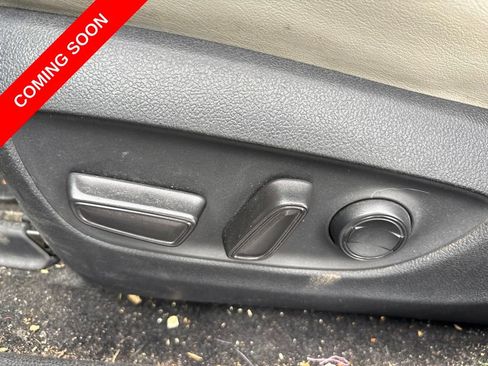 Used 2019 Toyota RAV4 XLE Premium w/ Carpet Mat Package FWD image 19