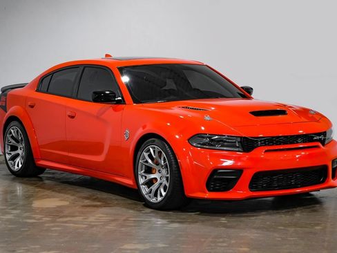 Used 2023 Dodge Charger SRT Hellcat RWD image 7