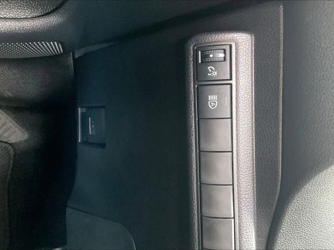 Used 2026 Toyota Corolla LE FWD image 33
