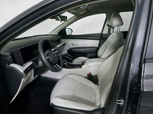 Used 2025 Hyundai Tucson SEL image 13