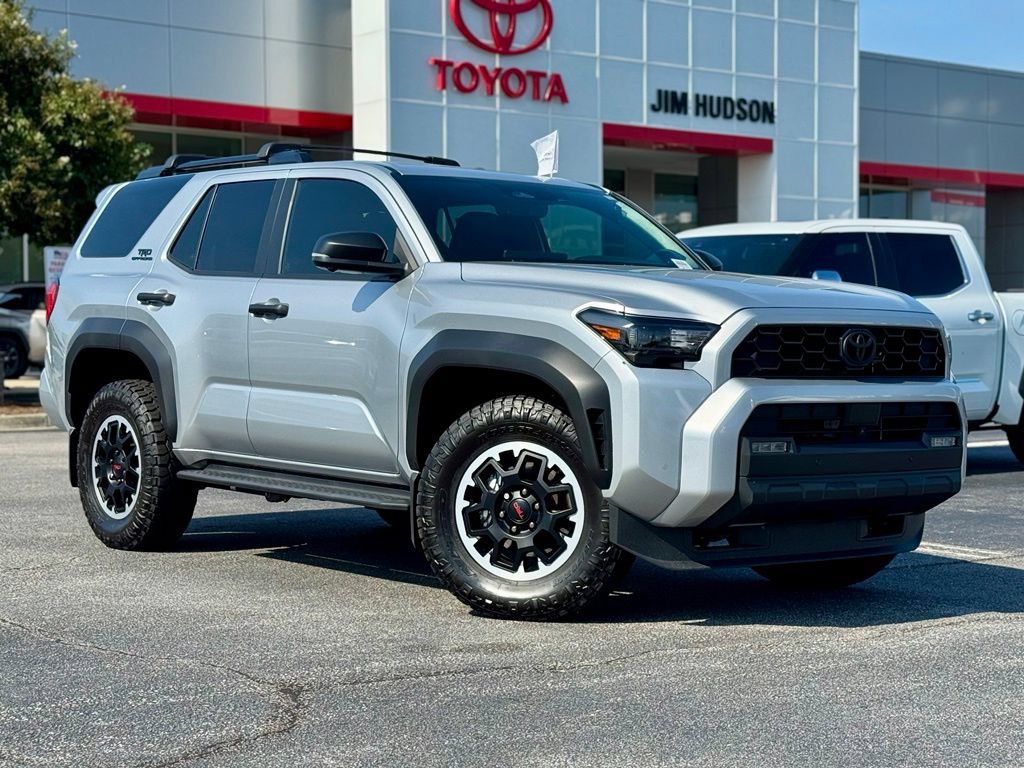 Used 2025 Toyota 4Runner TRD Off-Road Premium AWD/4WD image 2