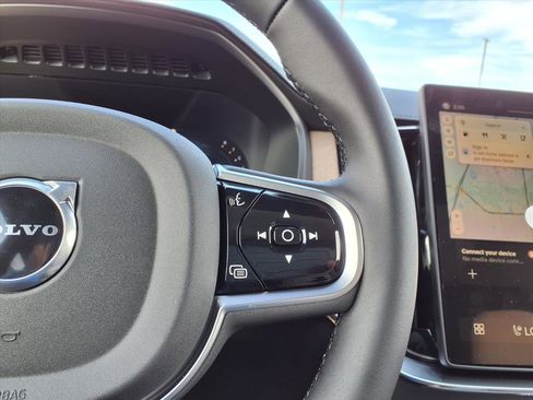 New 2026 Volvo XC90 B6 Plus w/ Protection Package Premier image 16