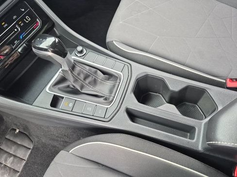 Used 2025 Volkswagen Jetta Sport FWD image 23