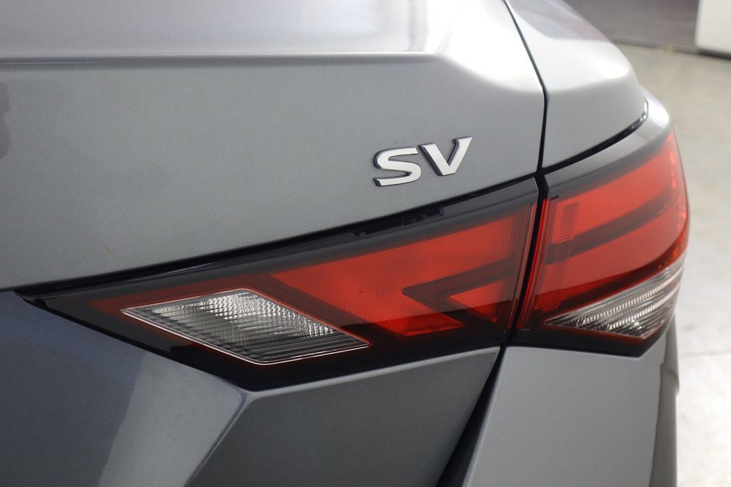 Used 2024 Nissan Sentra SV FWD image 40