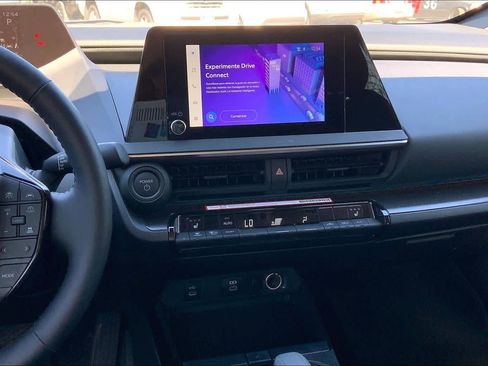 Used 2025 Toyota Prius image 7