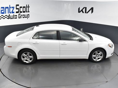 Used 2012 Chevrolet Malibu LS FWD image 14