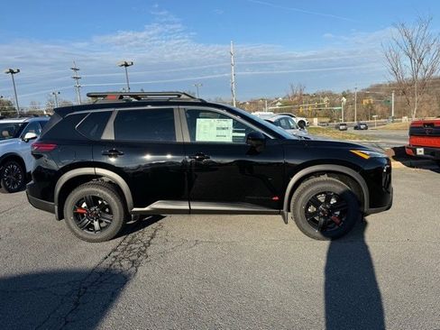 New 2026 Nissan Rogue SV w/ Rock Creek Premium Package image 4