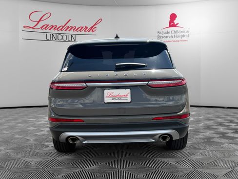 Certified 2025 Lincoln Corsair Reserve AWD/4WD image 4