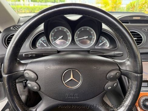 Used 2005 Mercedes-Benz SL 500 image 38