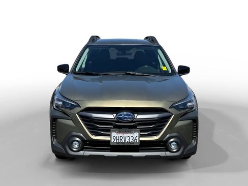 Used 2024 Subaru Outback Premium AWD/4WD image 8