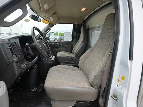 Used 2022 Chevrolet Express 3500 w/ Power Convenience Package RWD image 15
