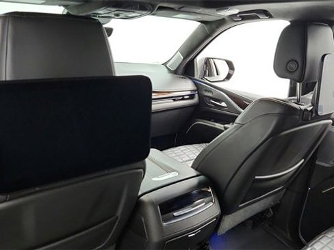 Used 2022 Cadillac Escalade Sport Platinum image 19
