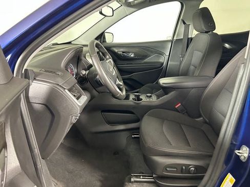 Used 2023 GMC Terrain SLE w/ Driver Convenience Package FWD image 12