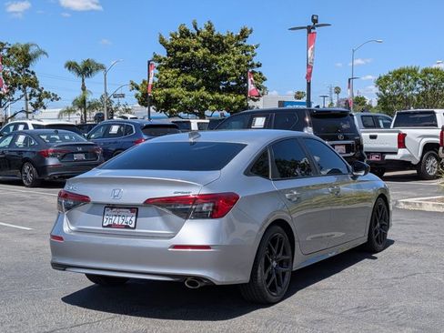 Used 2024 Honda Civic Sport image 5