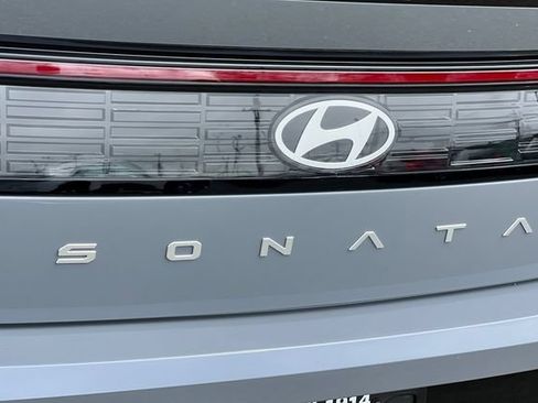 New 2026 Hyundai Sonata SEL FWD image 8