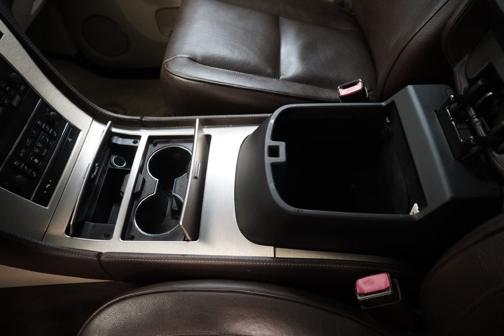 Certified 2014 Cadillac Escalade Platinum AWD/4WD image 21
