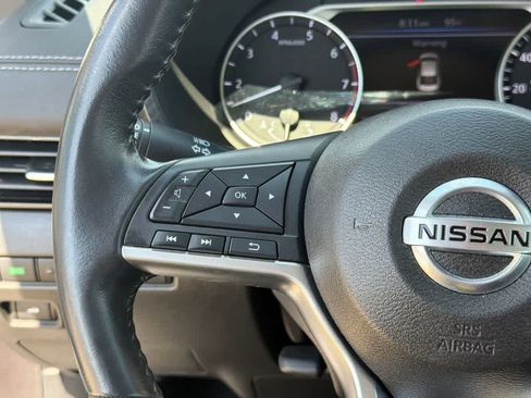 Used 2022 Nissan Sentra SV FWD image 22