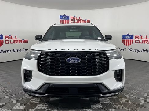 New 2026 Ford Explorer ST-Line w/ ST-Line Street Pack RWD image 8
